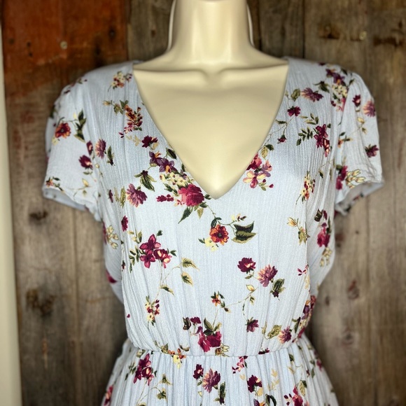 WAYF Blouson V Neck Blue Floral Print Midi Dress in Rayon Gauze sz S - Picture 4 of 16